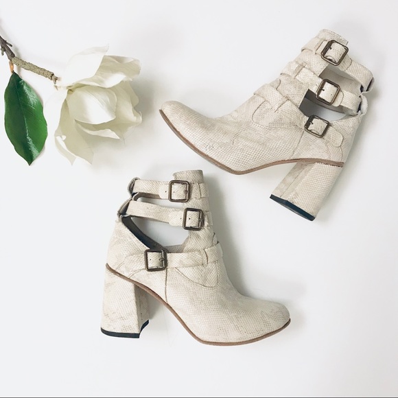 Steven Teddy Whitesnake Boots 
